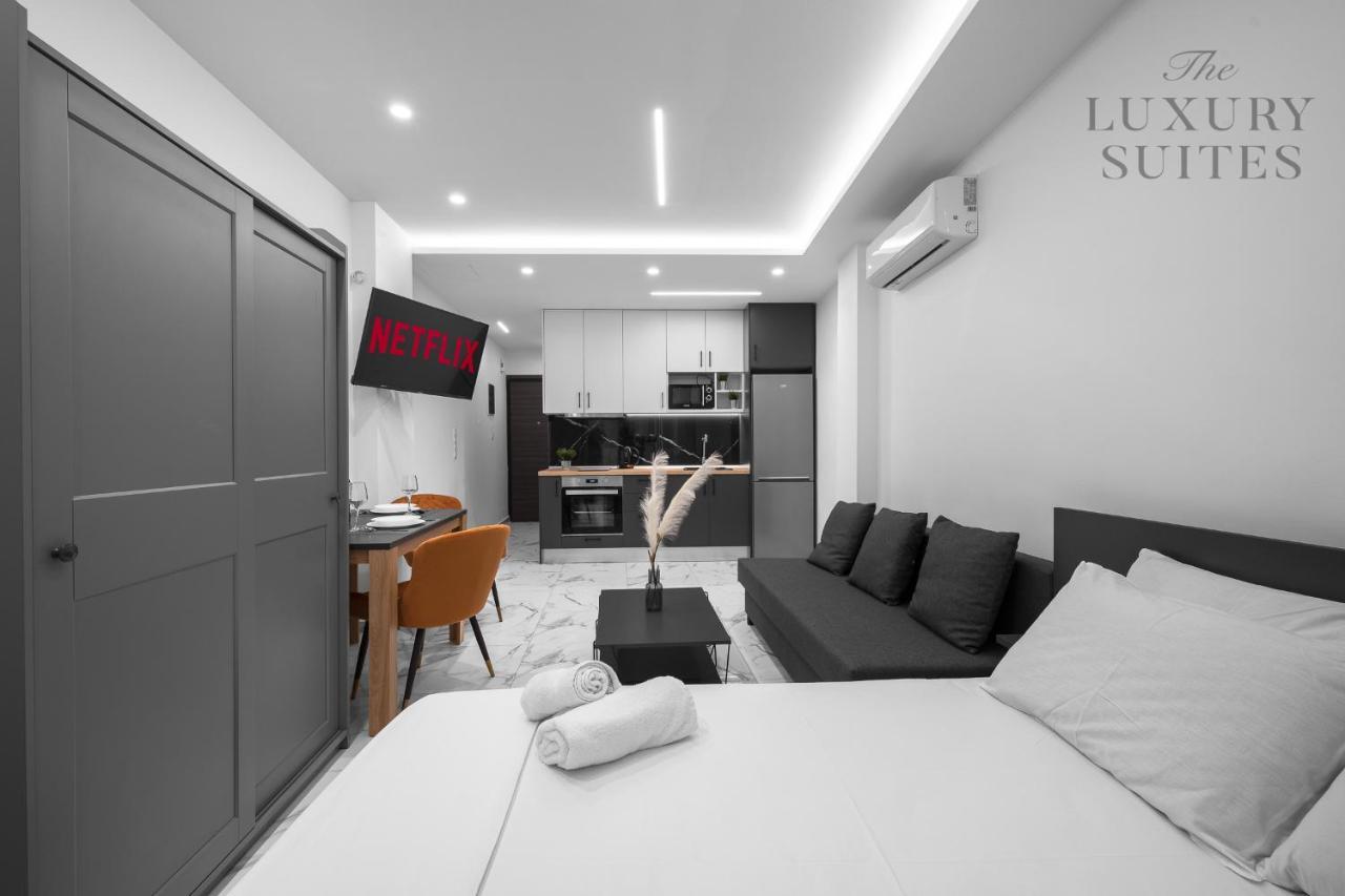 Adoorable, The Luxury Apartment *
