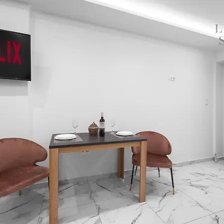 Adoorable, The Luxury Suites Thessaloniki Exterior photo