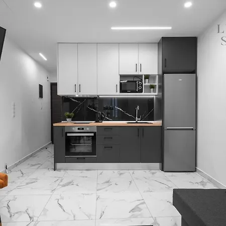 Adoorable, The Luxury Suites Thessaloniki Exterior photo
