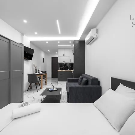 Adoorable, The Luxury Suites Thessaloniki Exterior photo