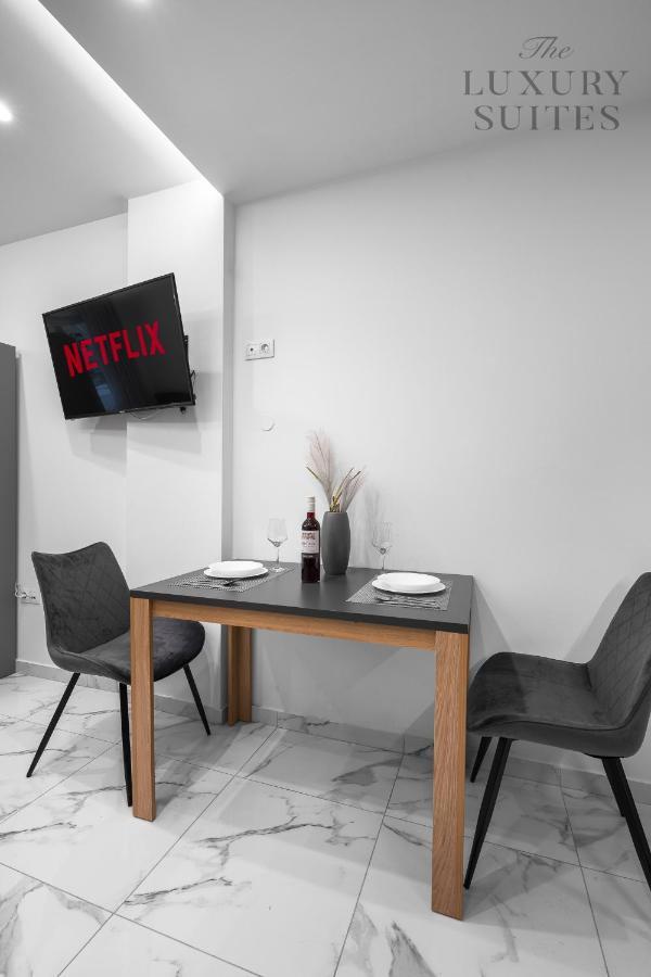 Adoorable, The Luxury Apartmán